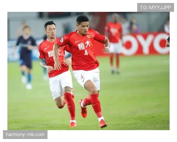 里奥中路渗透送助攻 助力球队逆转取胜展现卓越战术智慧