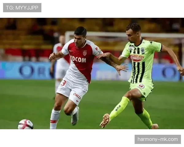 里昂球员状态回暖，精彩表现助球队斩获关键胜利