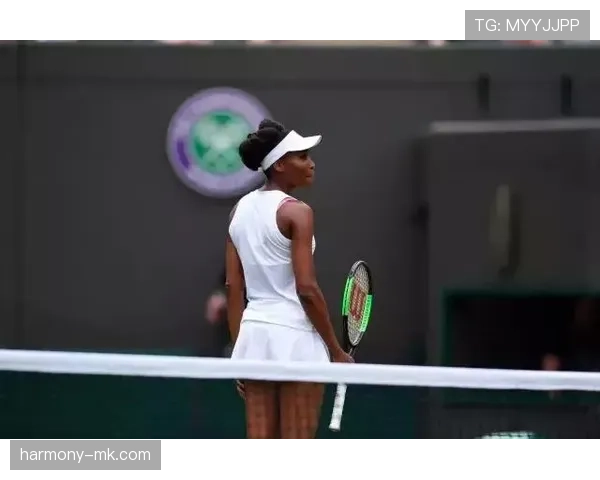 维纳斯·威廉姆斯凌晨四点喝冰美式练发球，这自律谁顶得住